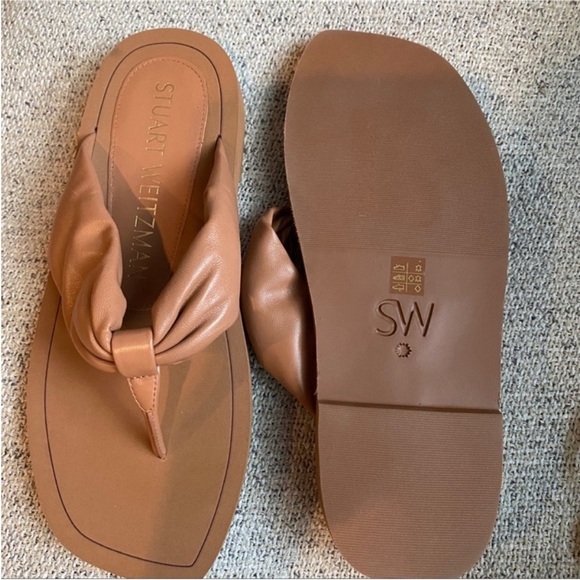 Stuart Weitzman leather thong sandals - Picture 5 of 7